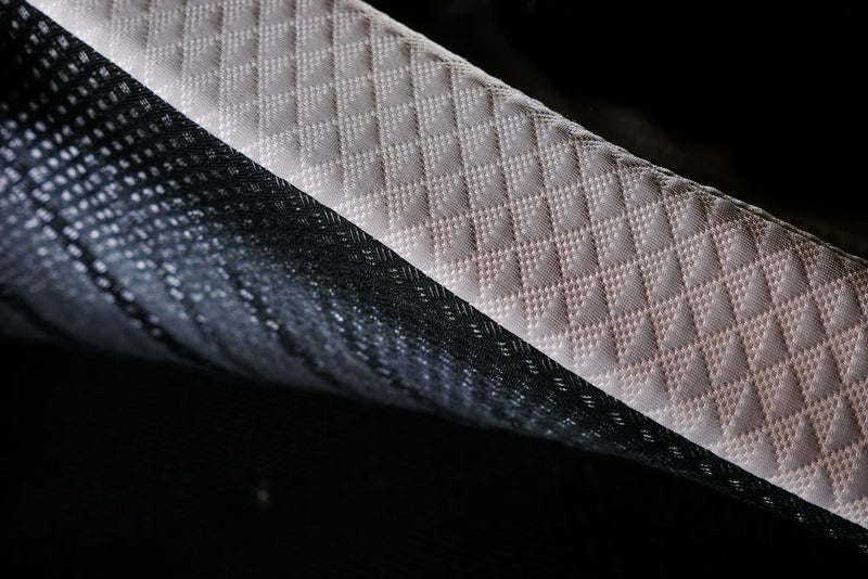 Laden Sie das Bild in Galerie -Viewer, GEAR ROCK Revelstoke PRO - Hartschalen Dachzelt