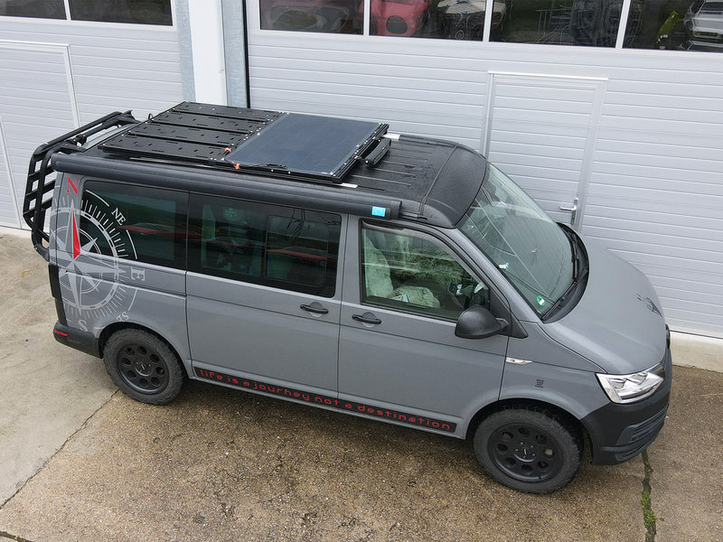 Laden Sie das Bild in Galerie -Viewer, Rolling Space Dachträger + Solar VW T5 T6 T6.1 California | SpaceRack