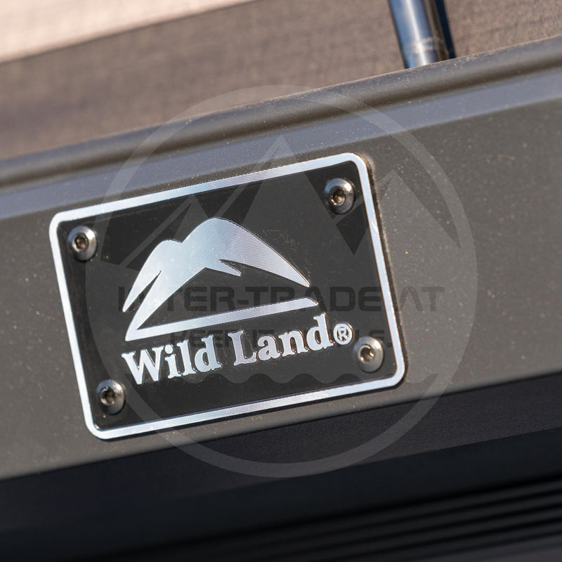 Laden Sie das Bild in Galerie -Viewer, Wildland Rock Cruiser Large