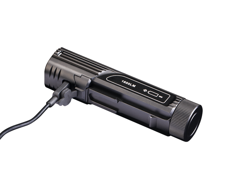 Laden Sie das Bild in Galerie -Viewer, SET, Limitierte Promotion 2025 - Fenix BC26R ultrastarkes wiederaufladbares Fahrradlicht, 1600 Lumen + GRATIS Fenix BC05R V2.0 Rücklicht, 15 Lumen