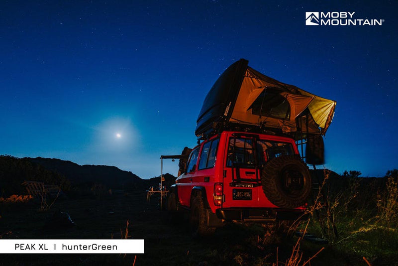 Laden Sie das Bild in Galerie -Viewer, MOBY MOUNTAIN Peak XL 3-Personen Hybrid-Dachzelt