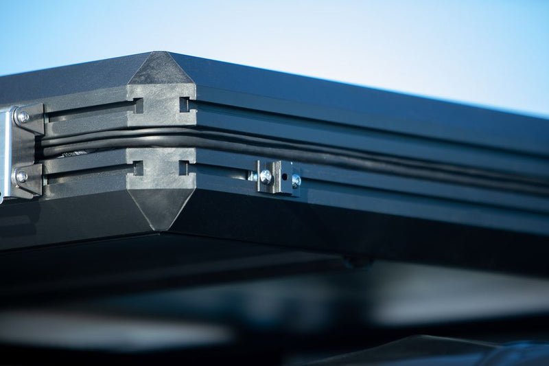 Laden Sie das Bild in Galerie -Viewer, GEAR ROCK Revelstoke 135cm - Hartschalen Dachzelt