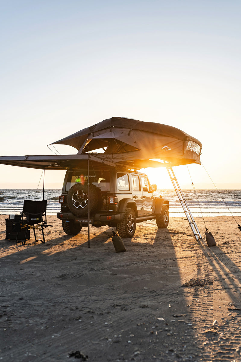 Laden Sie das Bild in Galerie -Viewer, GEAR ROCK Chilkat - Soft Top Dachzelt