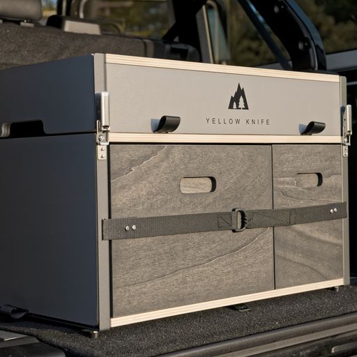 Laden Sie das Bild in Galerie -Viewer, Yellow Knife Kitchen Cube - Camping Küchenbox (60 x 40)