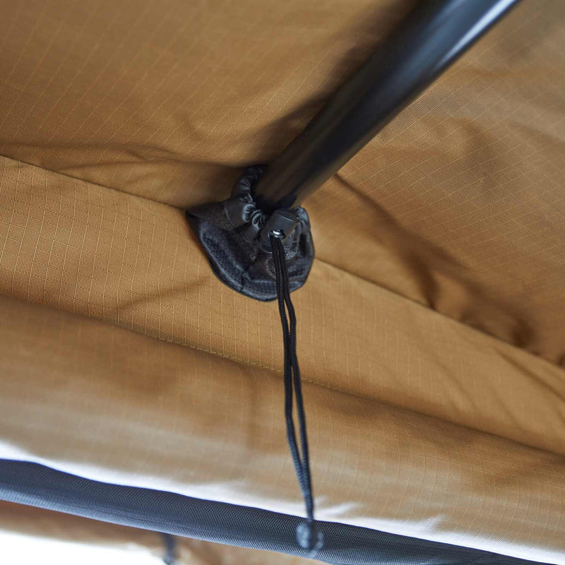Laden Sie das Bild in Galerie -Viewer, Big Willow 4.0 Dachzelt Belüftung und Gestänge Detail