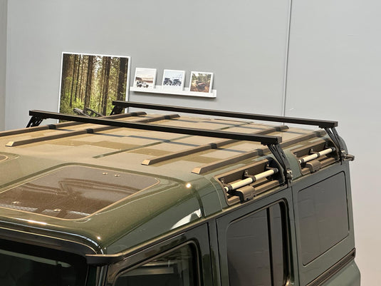 Rolling Space Querträger Ineos Grenadier | SpaceBar