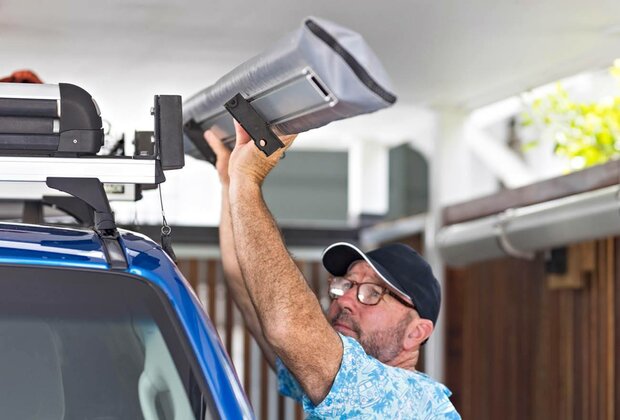 Laden Sie das Bild in Galerie -Viewer, Racksbrax 8186 HD Markise – Zubehör Schnellmontagehalter-Set (3 Stück – dreifach)
