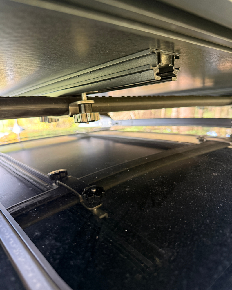 Laden Sie das Bild in Galerie -Viewer, GEAR ROCK Banff - Hybrid Dachzelt
