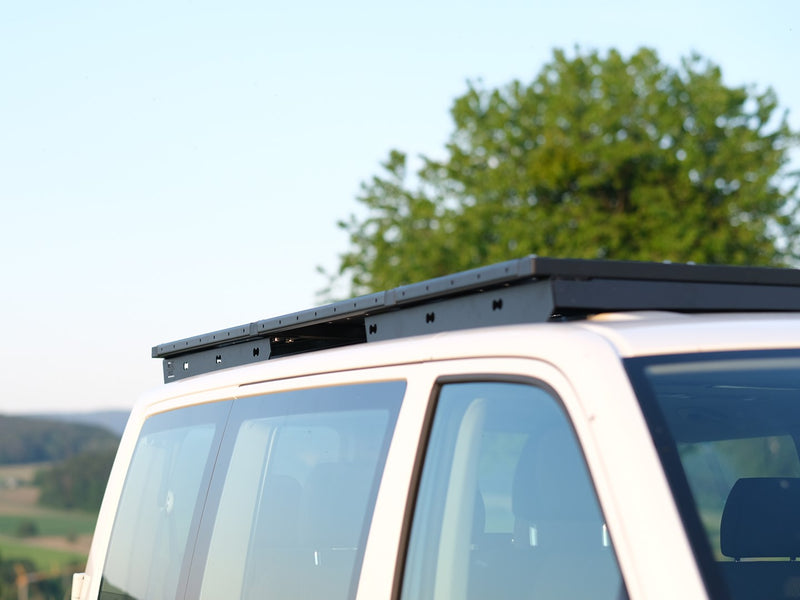 Laden Sie das Bild in Galerie -Viewer, Rolling Space Dachträgersystem VW T6 | SpaceRack
