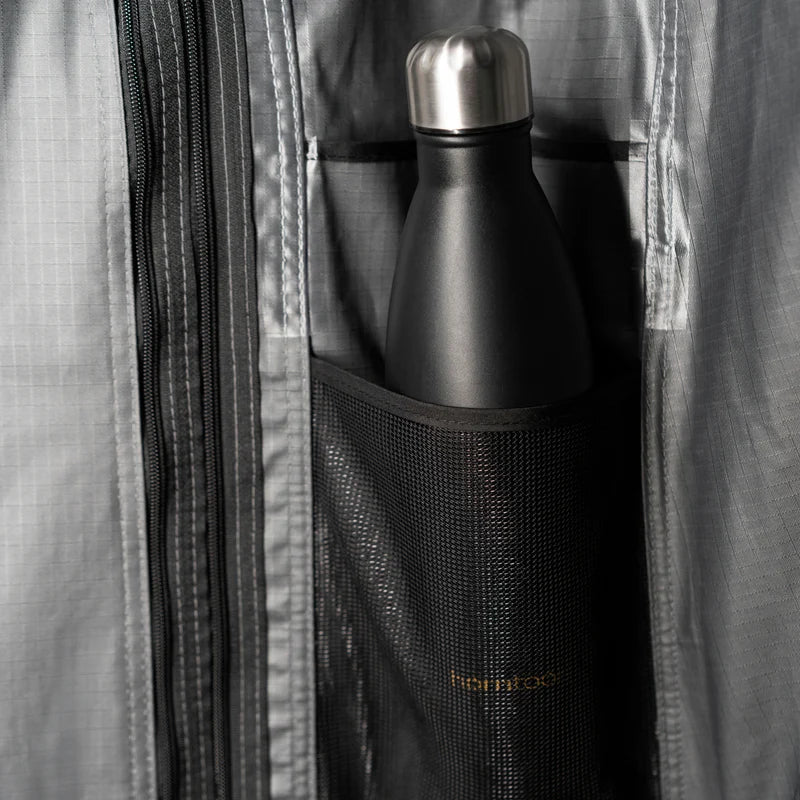 Laden Sie das Bild in Galerie -Viewer, HORNTOOLS Triangle Dachzelt Cloud
